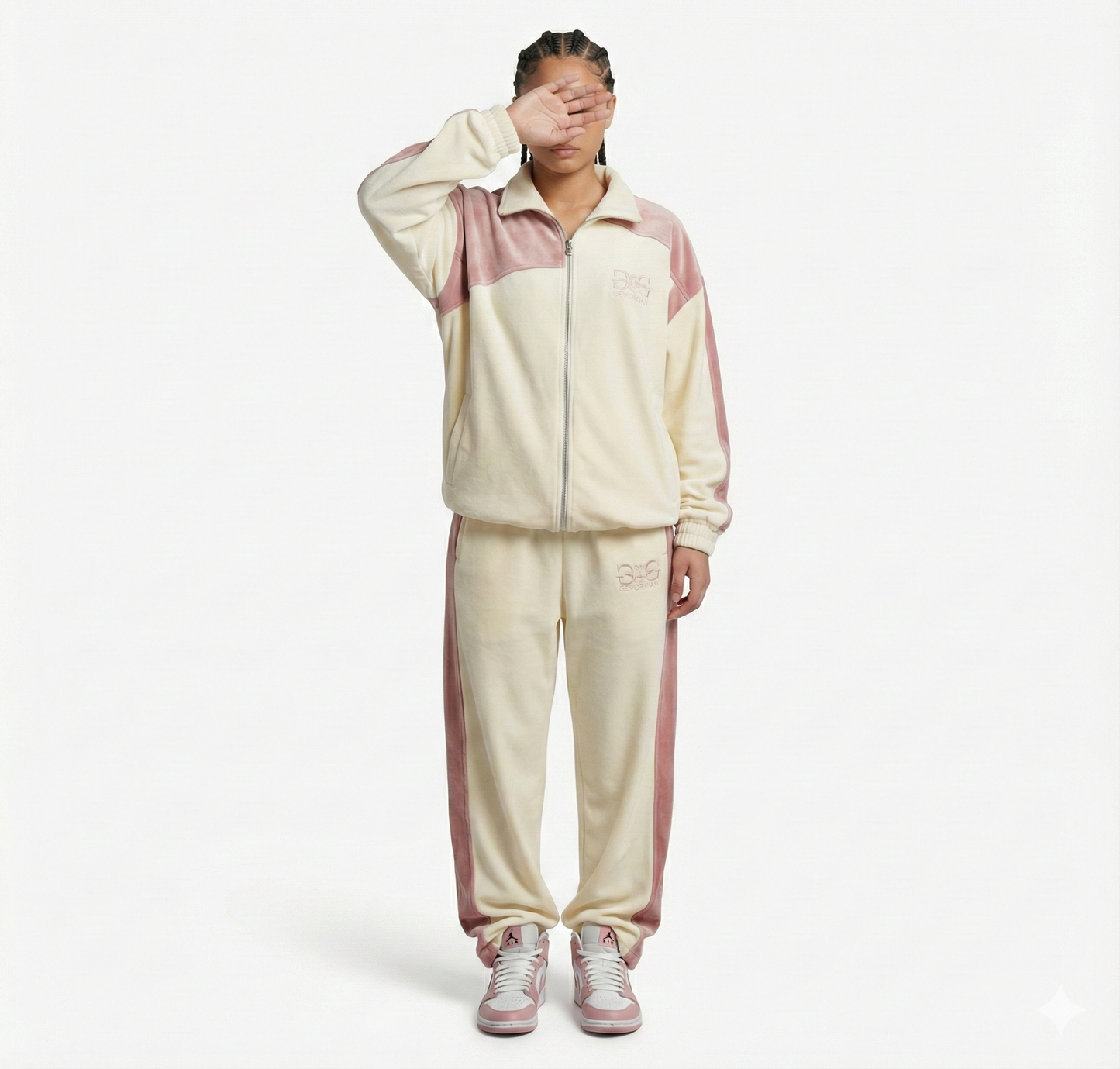 VG "Cloudy" Oversized Unisex Velour Tracksuit – Milk White & Dusty Rose